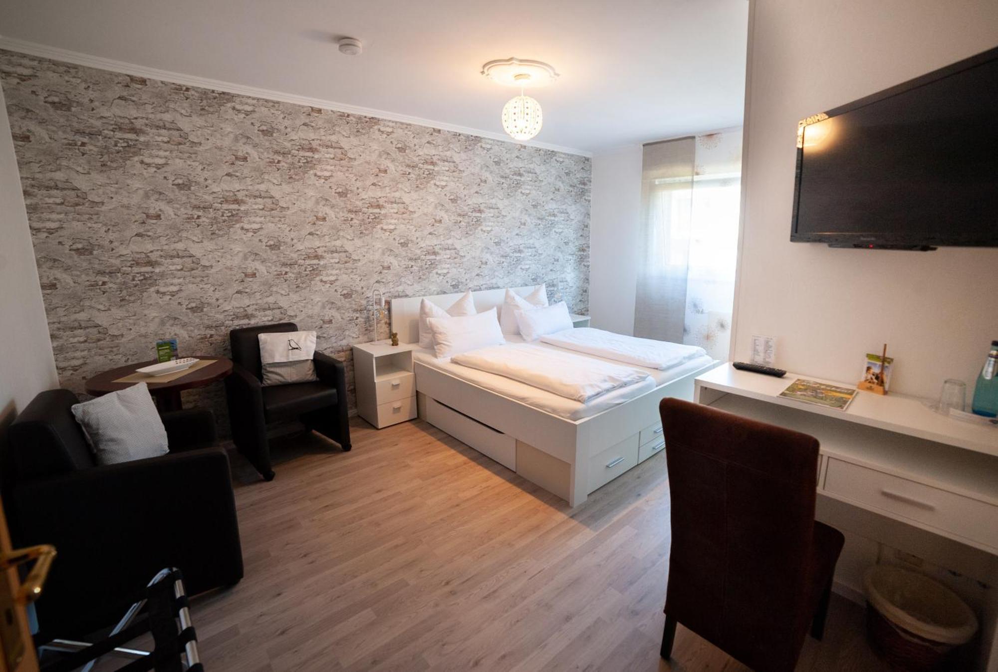 PIEPers Landidyll Hotel Bad Laer Buitenkant foto