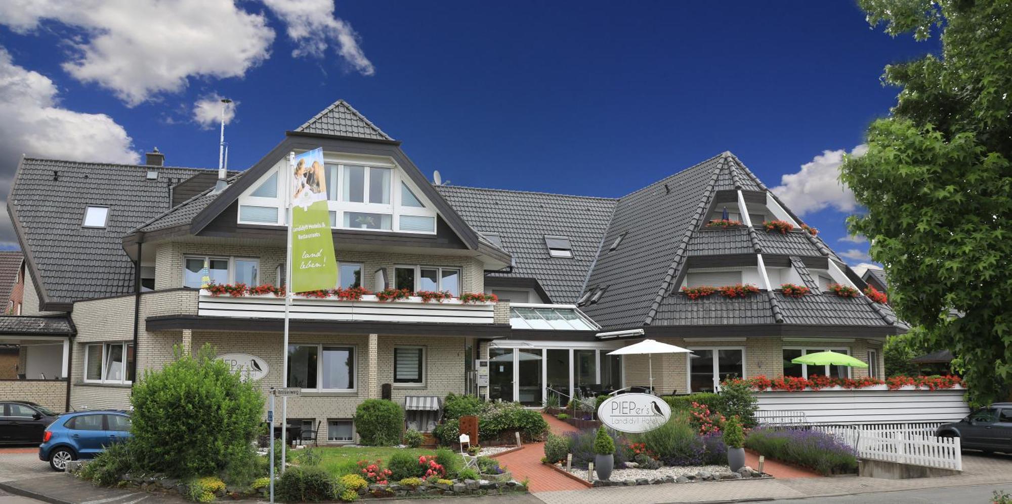 PIEPers Landidyll Hotel Bad Laer Buitenkant foto