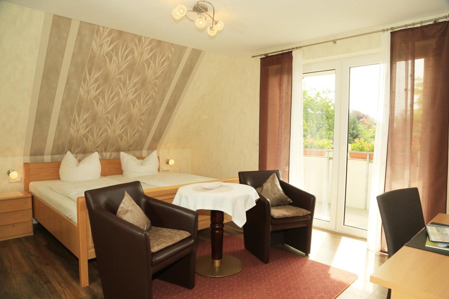 PIEPers Landidyll Hotel Bad Laer Buitenkant foto